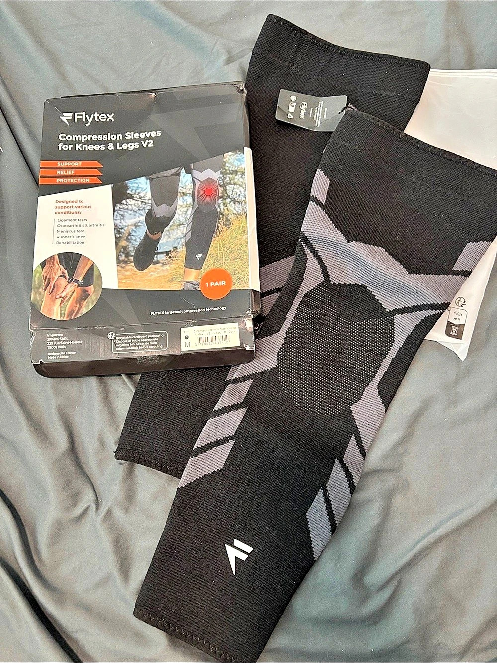 Flytex Compression Sleeves for Knees & Legs V2 Black & Gray